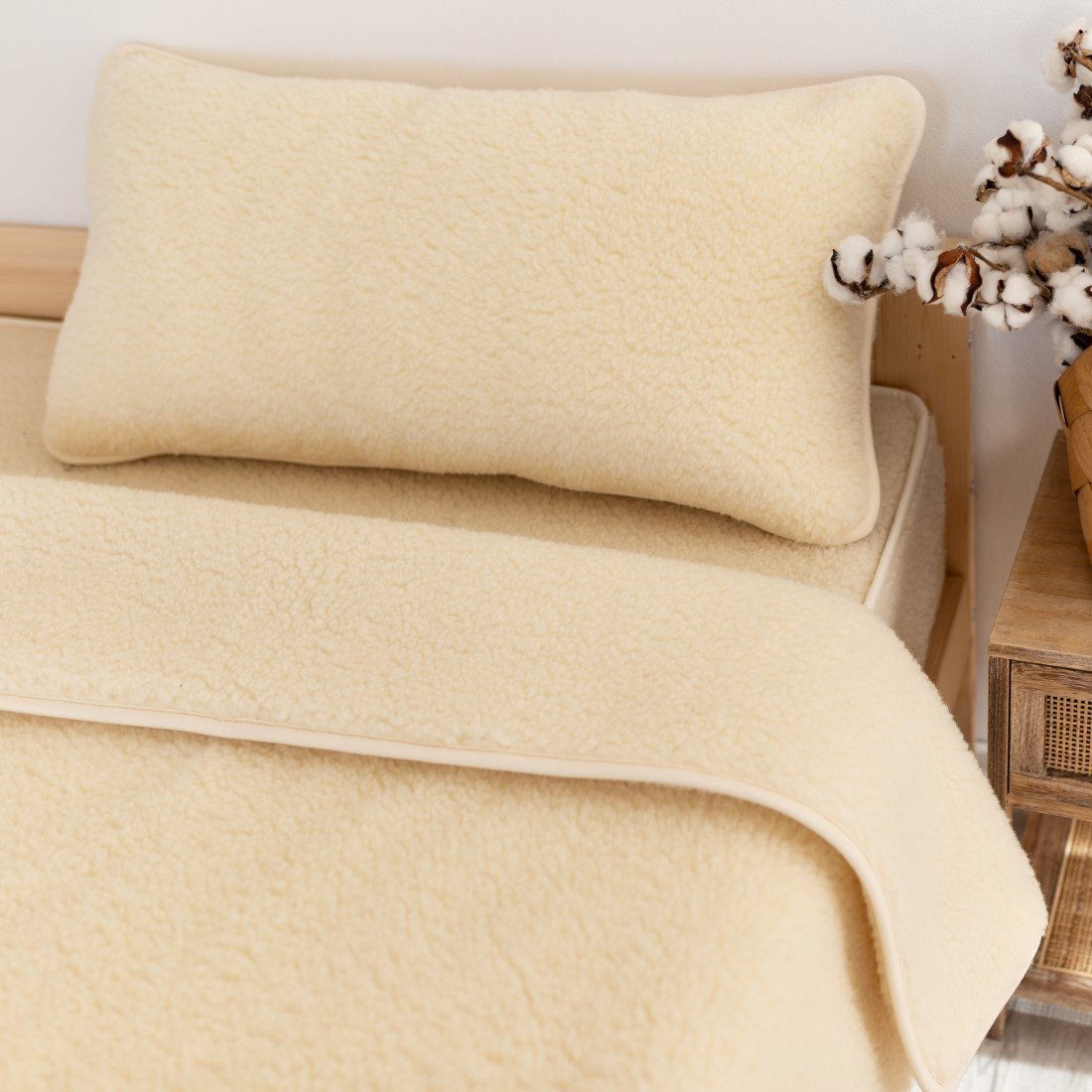 Merino Schurwolldecke Locke, Naturhaar Bettdecke mit Kissen