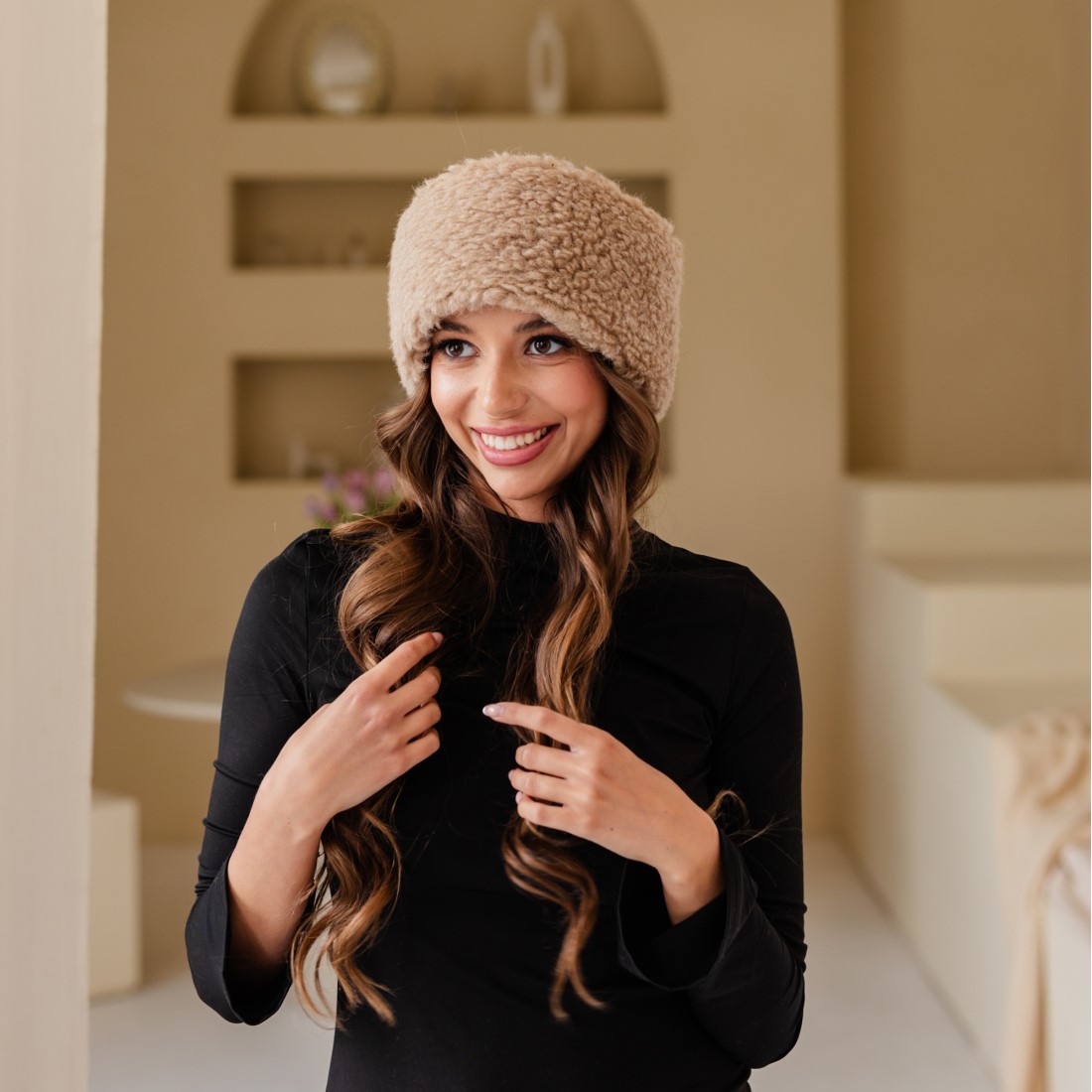 Modisches Merino Wollflor Stirnband nachhaltig von Hand gefertigt