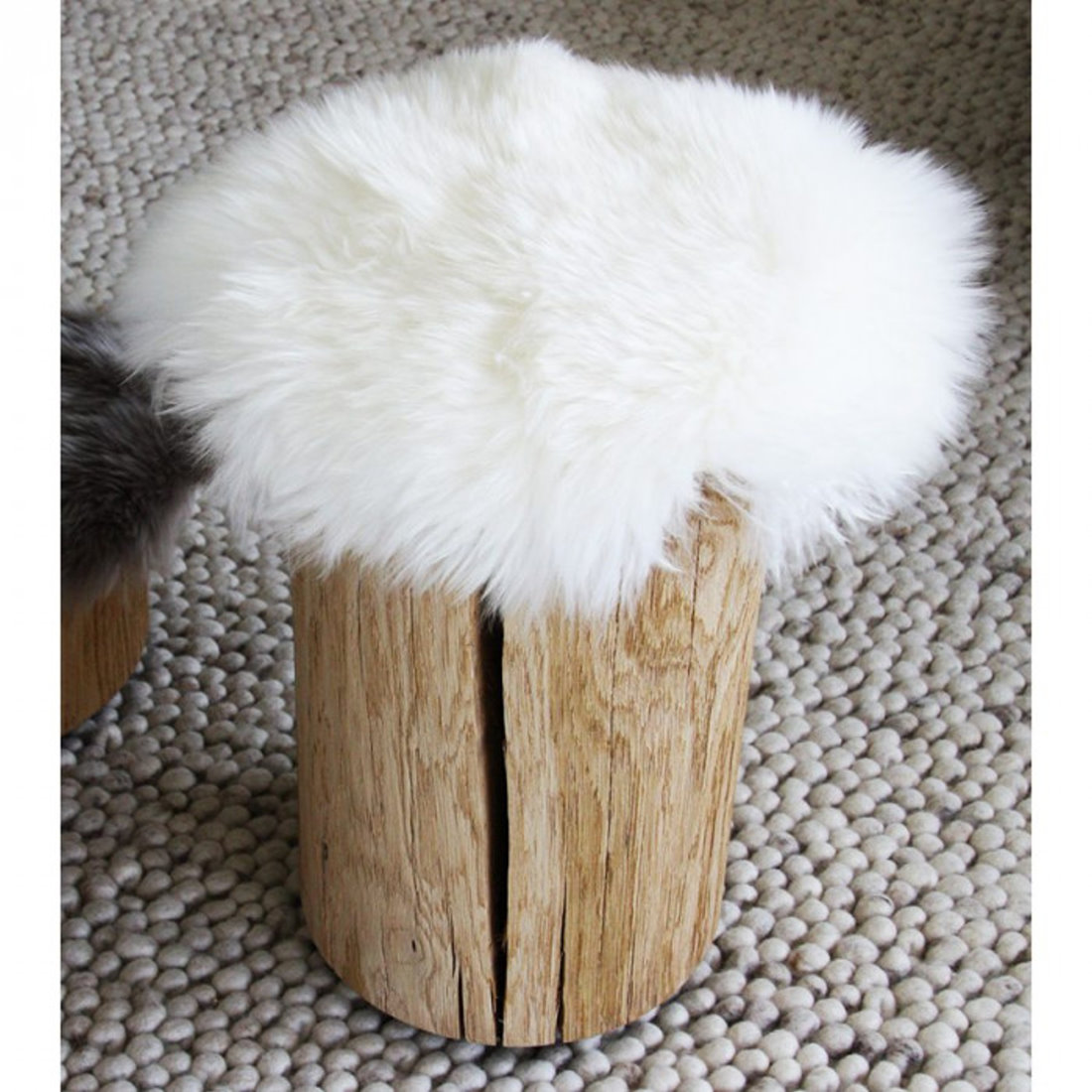 Runde Lammfell Sitzauflage von Heitmann