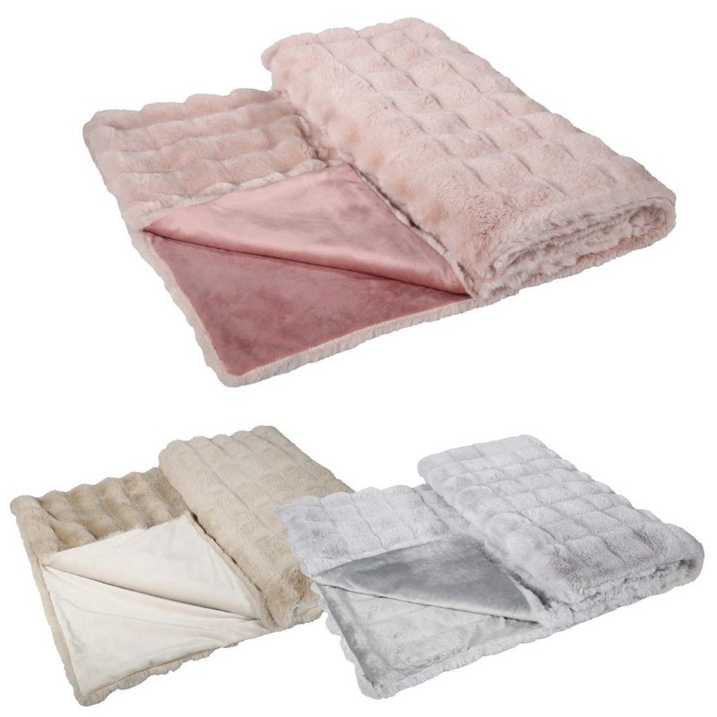 Wohnaccessoires – Webpelz Decken und Kissen aus Naturmaterialien