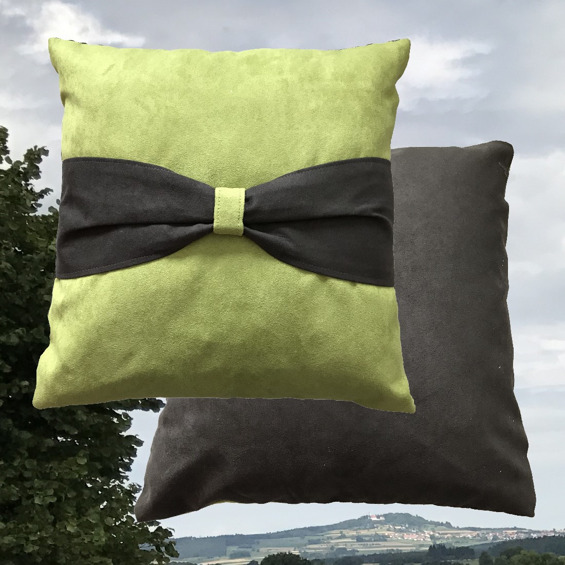 RESTPOSTEN Dekokissen mit Schleife 35x35 cm in verschiedenen Farben