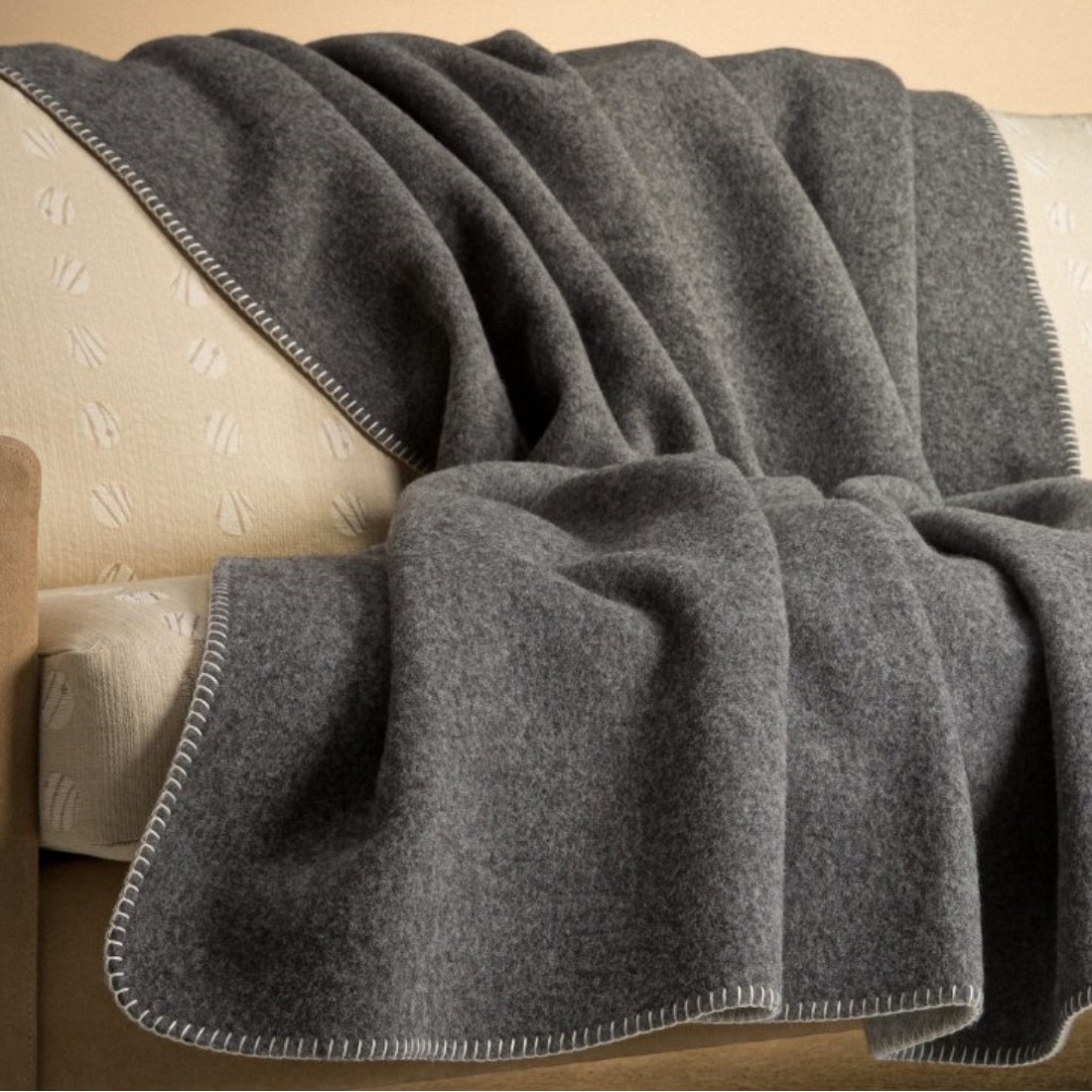 Steinbeck Schafschurwolldecke Ökolana – Doubleface-Design in dunkelgrau - hellgrau