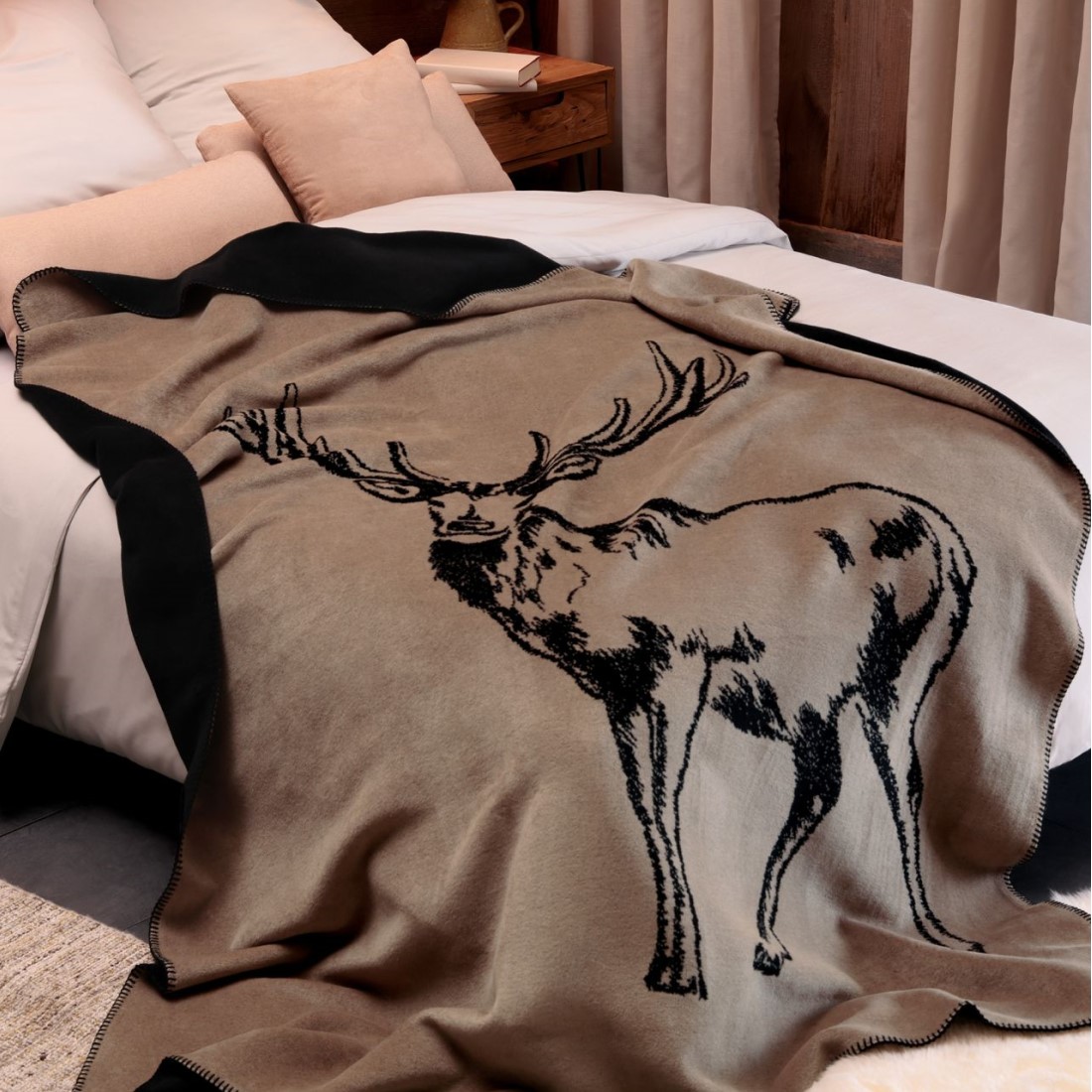 Biederlack Wohn- und Kuscheldecke Deer