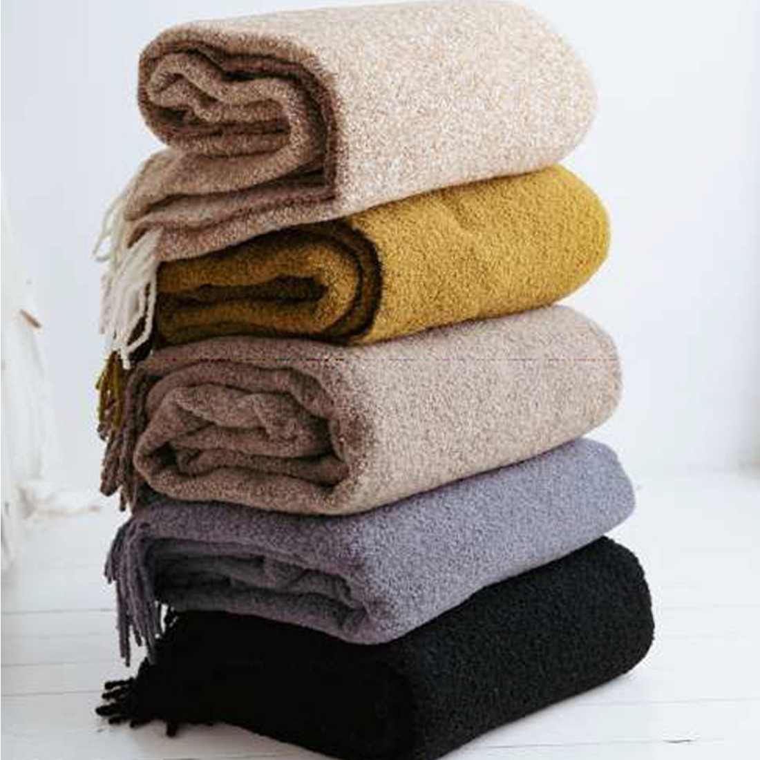Bouclé-Wohndecke – Kuschelig weich und atmungsaktiv, viele Farben